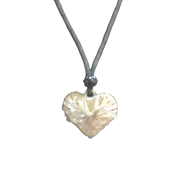 Silver Gun Metal Oversize Wrapped Wire Heart Necklace - Picture 3 of 4